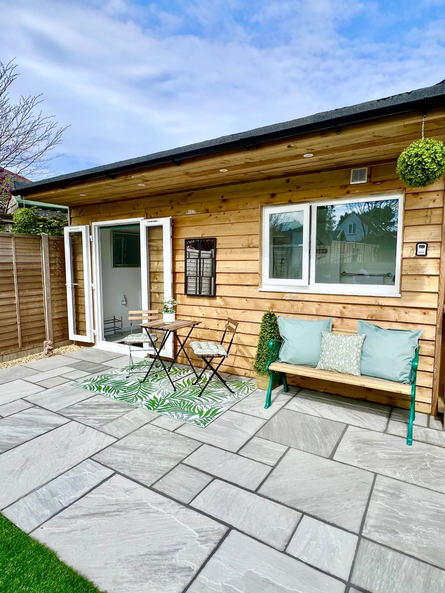 The Mudeford Gem Accommdation Christchurch  Exterior foto